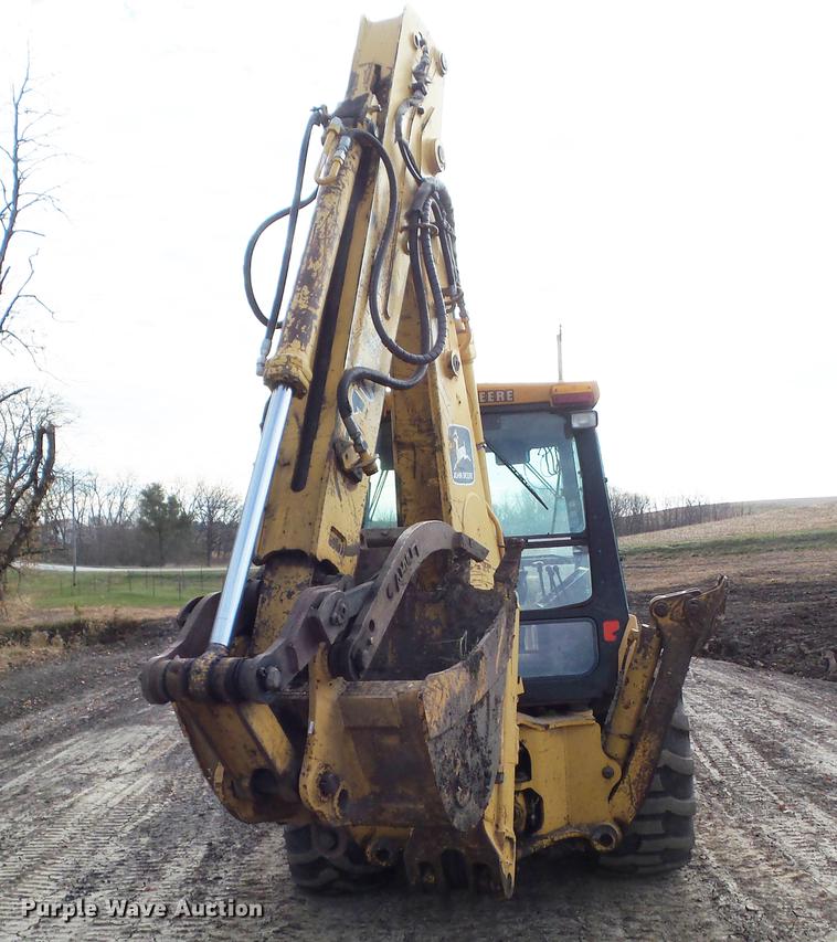 image for item DA7009 1995 John Deere 710D backhoe