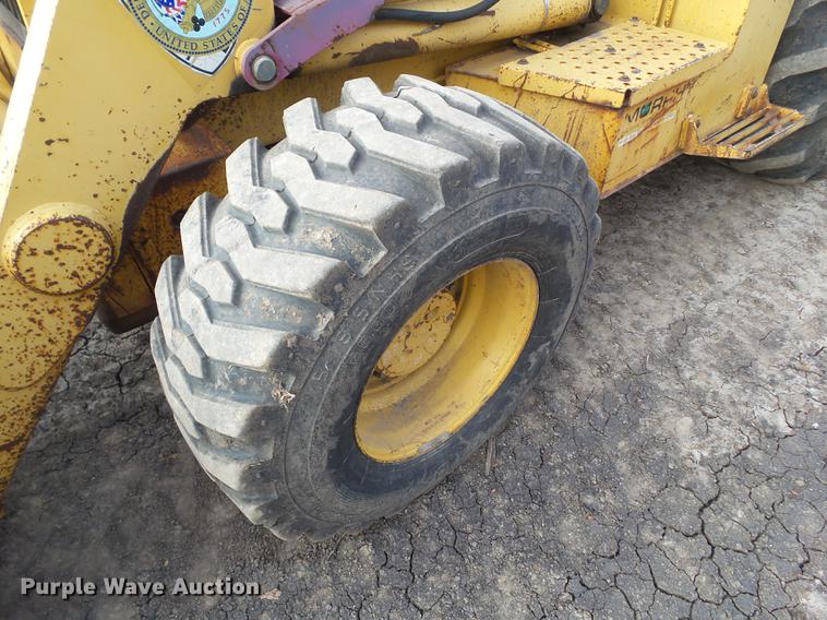 image for item DA7009 1995 John Deere 710D backhoe