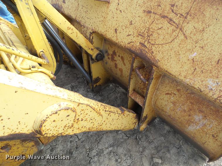 image for item DA7009 1995 John Deere 710D backhoe