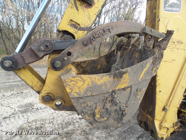 image for item DA7009 1995 John Deere 710D backhoe