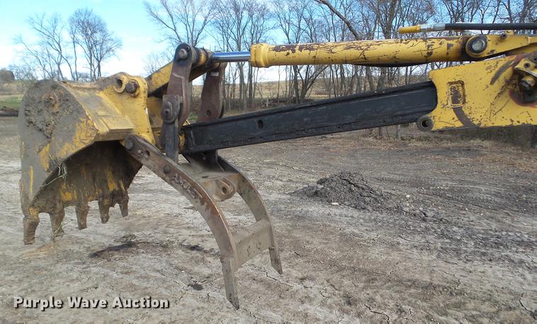 image for item DA7009 1995 John Deere 710D backhoe