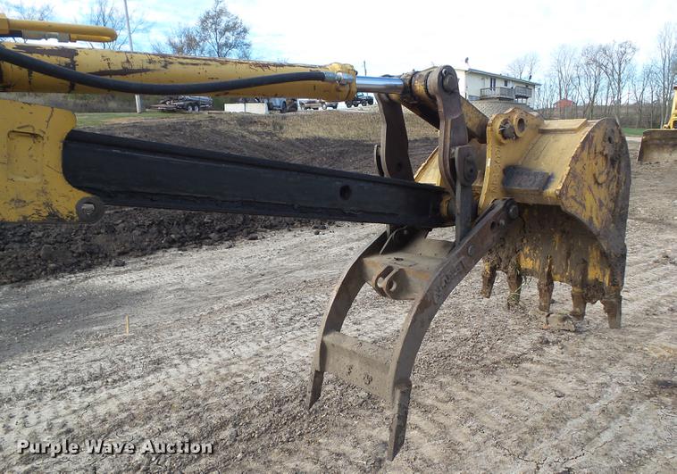 image for item DA7009 1995 John Deere 710D backhoe