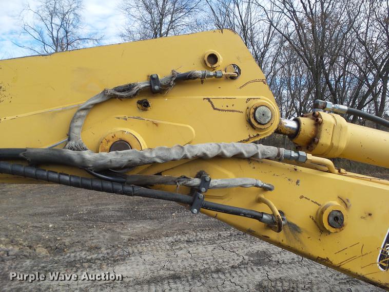 image for item DA7009 1995 John Deere 710D backhoe