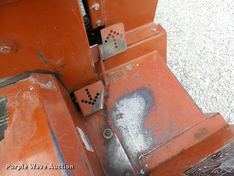 image for item DB4210 2000 Ditch Witch 3700DD trencher