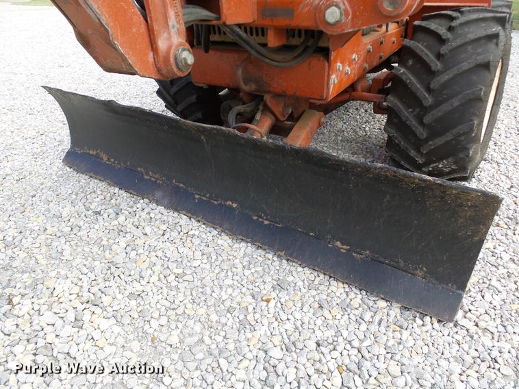 image for item DB4210 2000 Ditch Witch 3700DD trencher