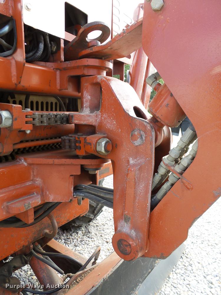 image for item DB4210 2000 Ditch Witch 3700DD trencher