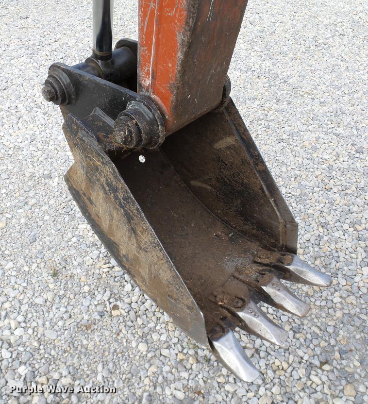 image for item DB4210 2000 Ditch Witch 3700DD trencher