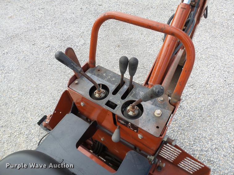 image for item DB4210 2000 Ditch Witch 3700DD trencher