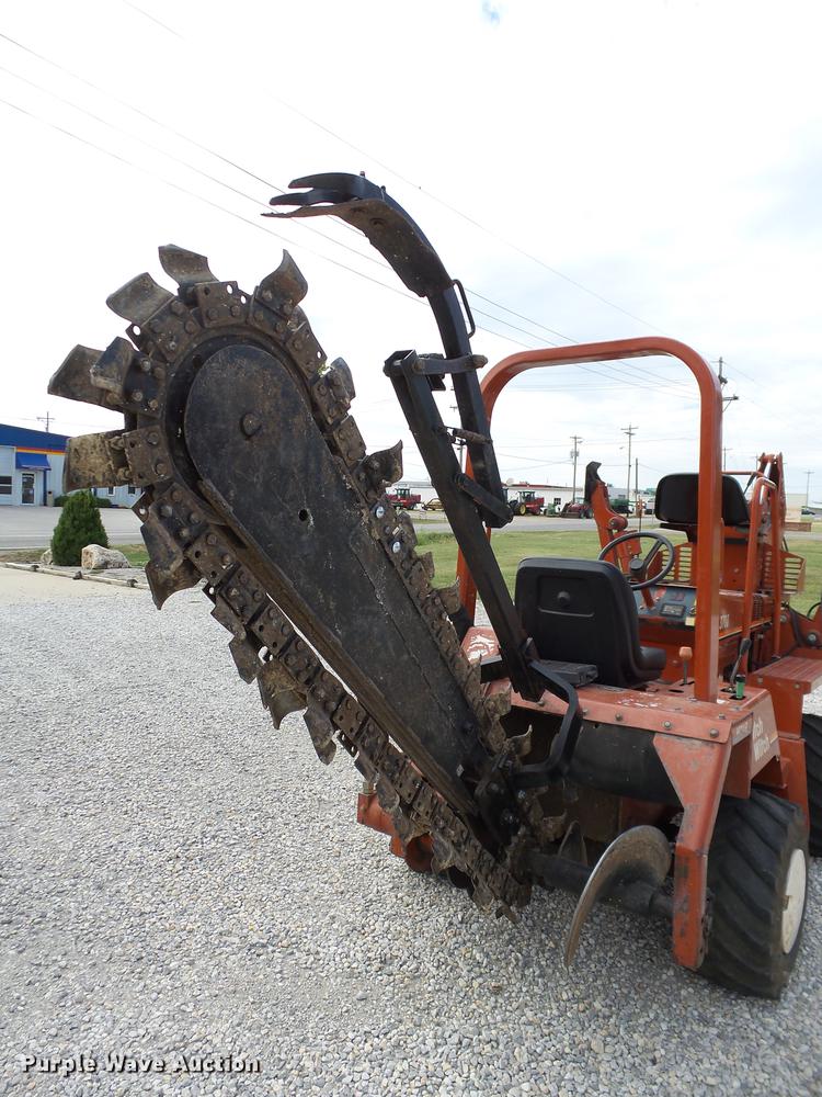 image for item DB4210 2000 Ditch Witch 3700DD trencher