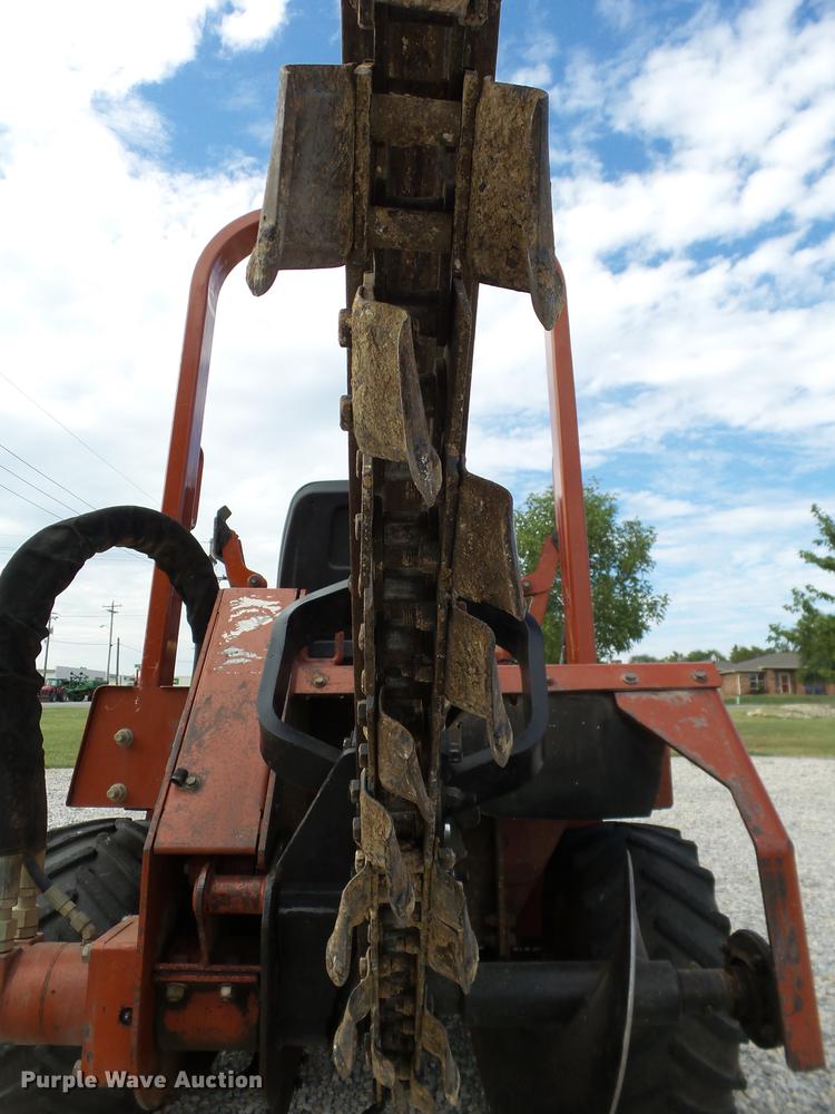 image for item DB4210 2000 Ditch Witch 3700DD trencher