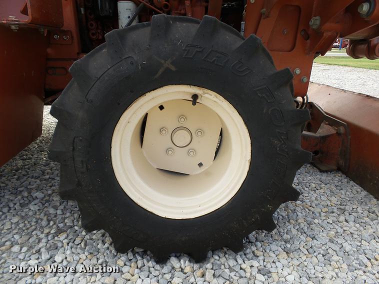 image for item DB4210 2000 Ditch Witch 3700DD trencher