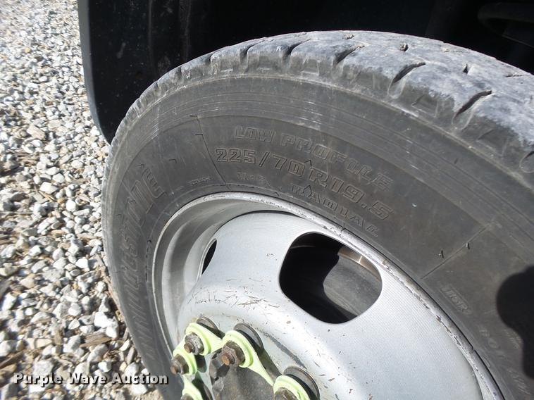 image for item DB5906 2009 Dodge Ram 5500 bucket truck