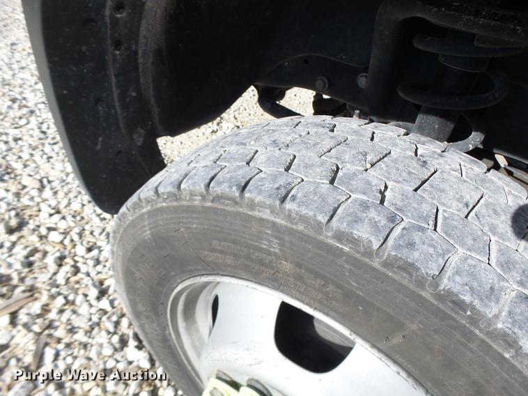 image for item DB5906 2009 Dodge Ram 5500 bucket truck