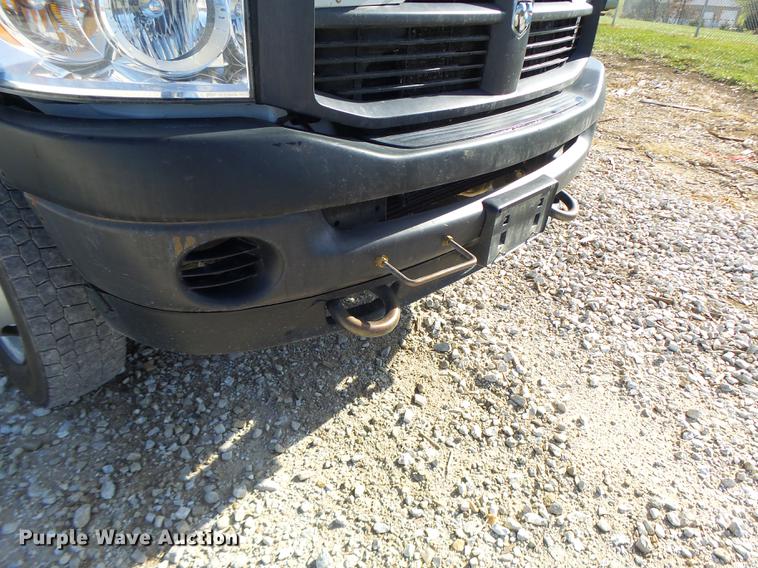 image for item DB5906 2009 Dodge Ram 5500 bucket truck