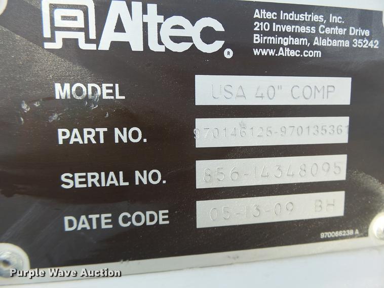 image for item DB5906 2009 Dodge Ram 5500 bucket truck