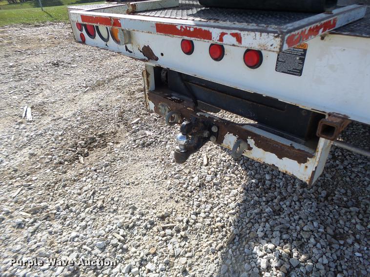 image for item DB5906 2009 Dodge Ram 5500 bucket truck