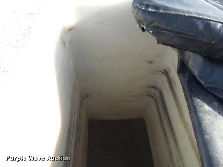 image for item DB5906 2009 Dodge Ram 5500 bucket truck