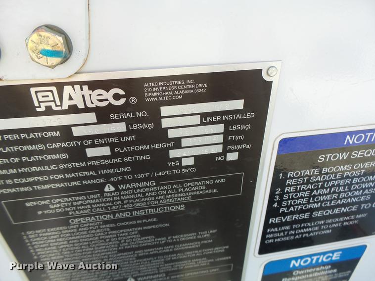 image for item DB5906 2009 Dodge Ram 5500 bucket truck