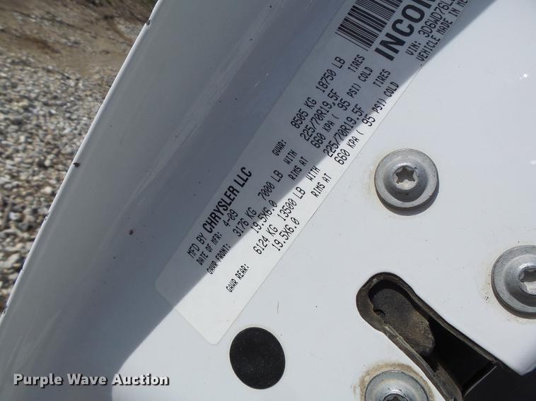 image for item DB5906 2009 Dodge Ram 5500 bucket truck