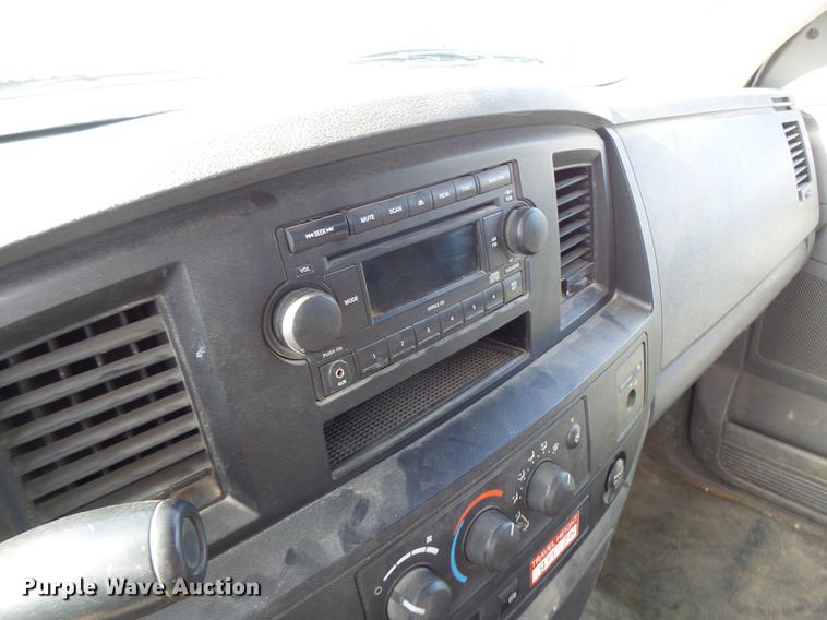 image for item DB5906 2009 Dodge Ram 5500 bucket truck