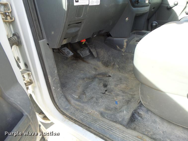 image for item DB5906 2009 Dodge Ram 5500 bucket truck