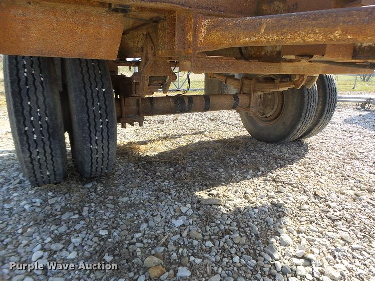 image for item DB5909 1979 Utility pole trailer