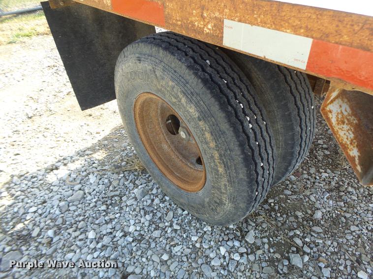 image for item DB5909 1979 Utility pole trailer