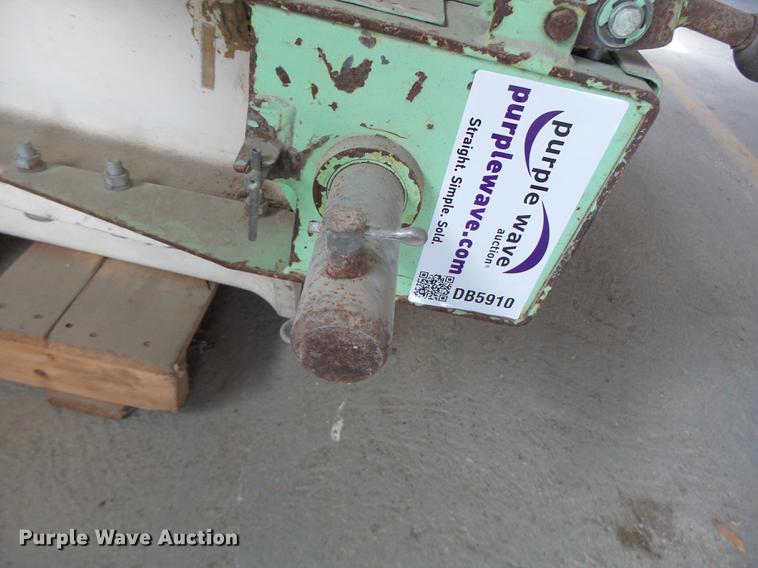 image for item DB5910 Fiberglass man basket