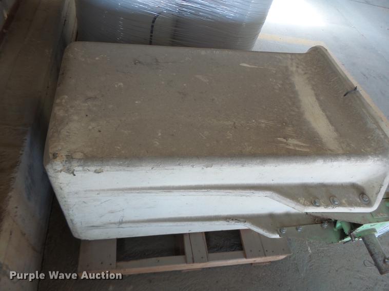 image for item DB5910 Fiberglass man basket