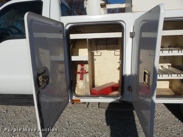 image for item DB6337 2008 Ford F550 XL Super Duty bucket truck