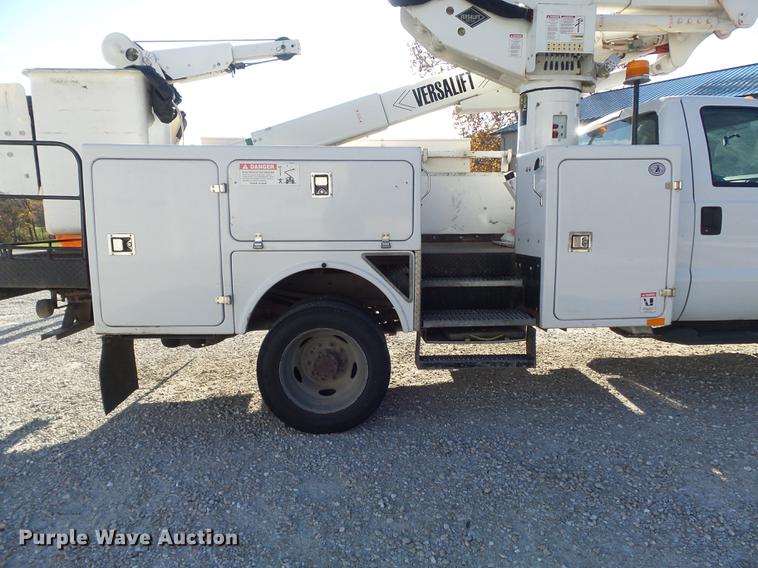 image for item DB6337 2008 Ford F550 XL Super Duty bucket truck