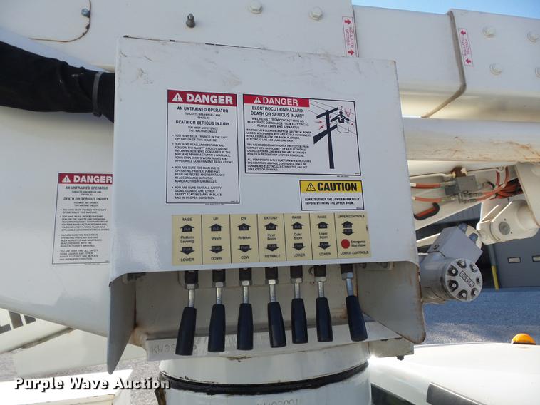 image for item DB6337 2008 Ford F550 XL Super Duty bucket truck