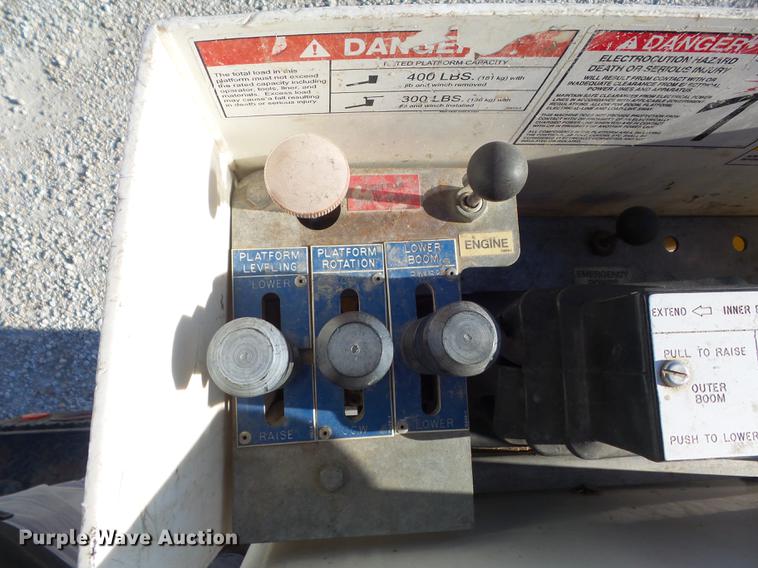 image for item DB6337 2008 Ford F550 XL Super Duty bucket truck