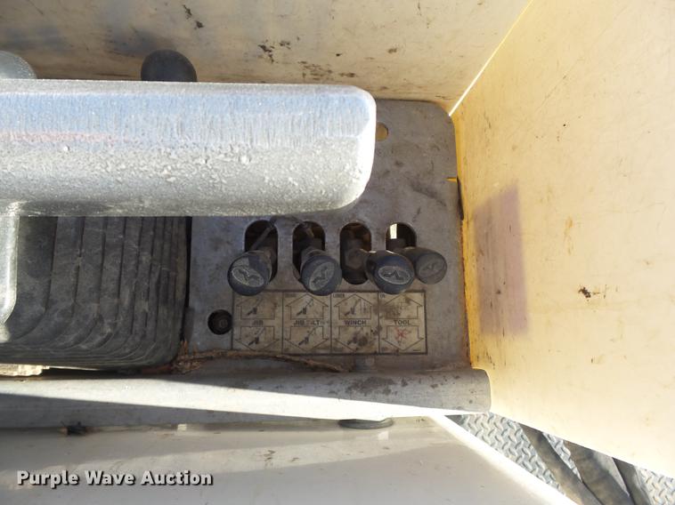 image for item DB6337 2008 Ford F550 XL Super Duty bucket truck