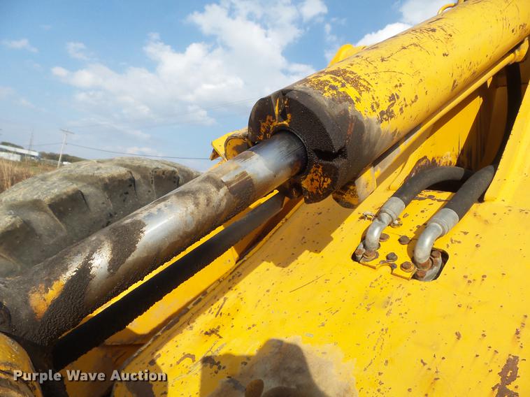 image for item DB6344 1980 John Deere 444 wheel loader