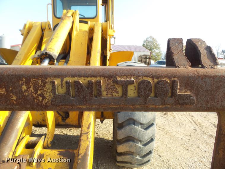 image for item DB6344 1980 John Deere 444 wheel loader