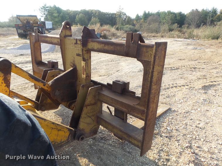 image for item DB6344 1980 John Deere 444 wheel loader