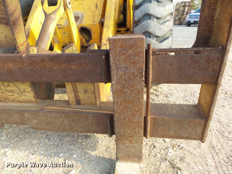 image for item DB6344 1980 John Deere 444 wheel loader