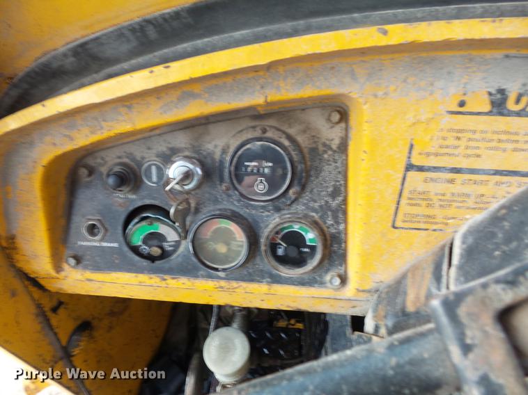 image for item DB6344 1980 John Deere 444 wheel loader