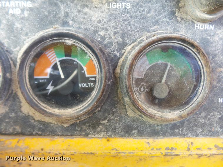 image for item DB6344 1980 John Deere 444 wheel loader