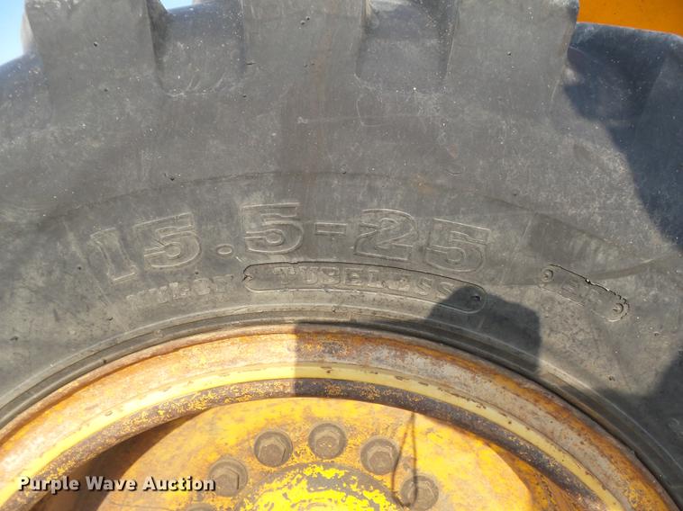 image for item DB6344 1980 John Deere 444 wheel loader