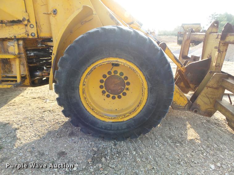 image for item DB6344 1980 John Deere 444 wheel loader
