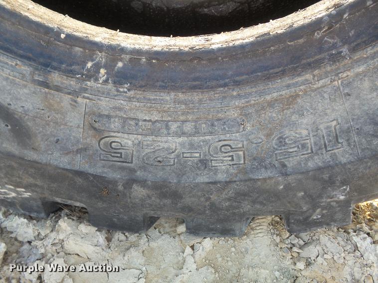 image for item DB6344 1980 John Deere 444 wheel loader