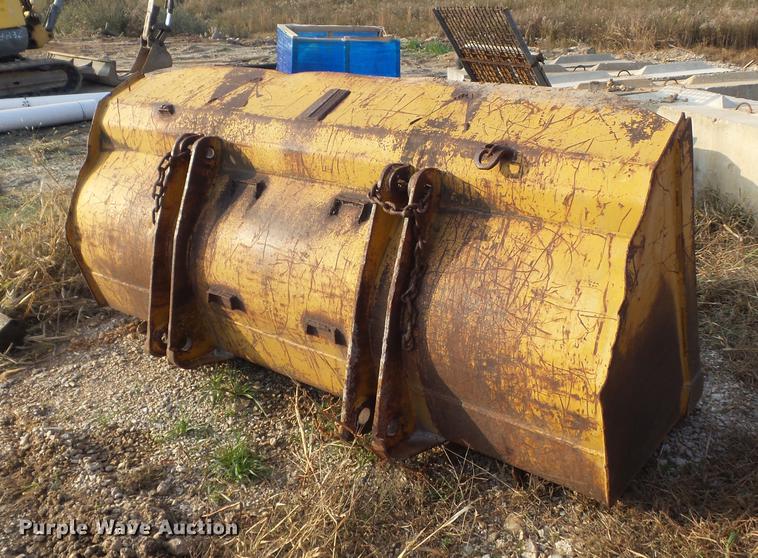 image for item DB6344 1980 John Deere 444 wheel loader