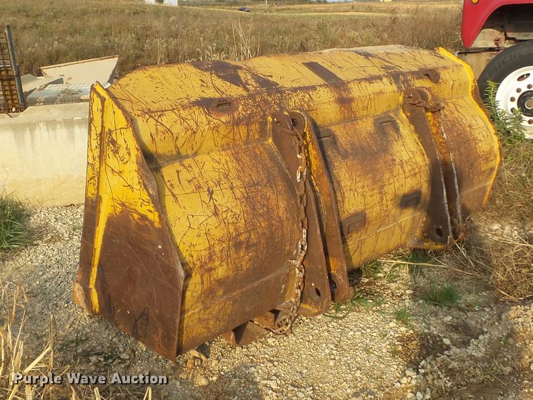 image for item DB6344 1980 John Deere 444 wheel loader