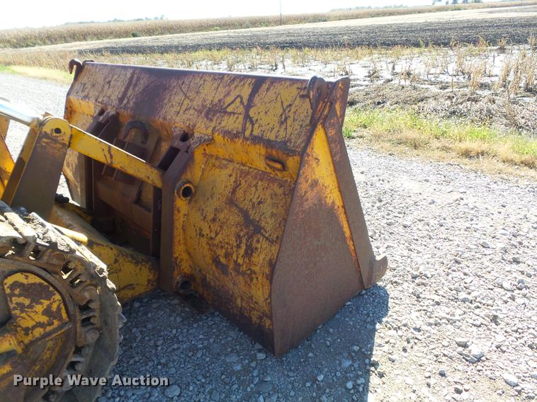 image for item DB6350 1987 John Deere 455E track loader