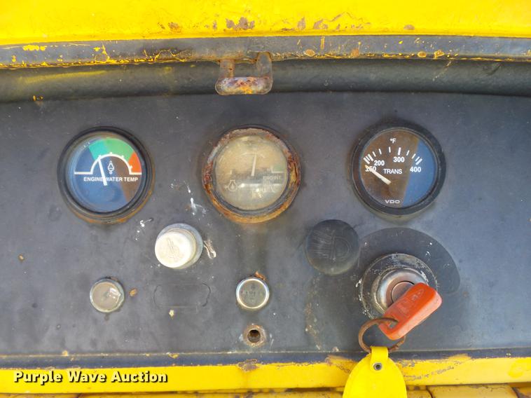 image for item DB6350 1987 John Deere 455E track loader