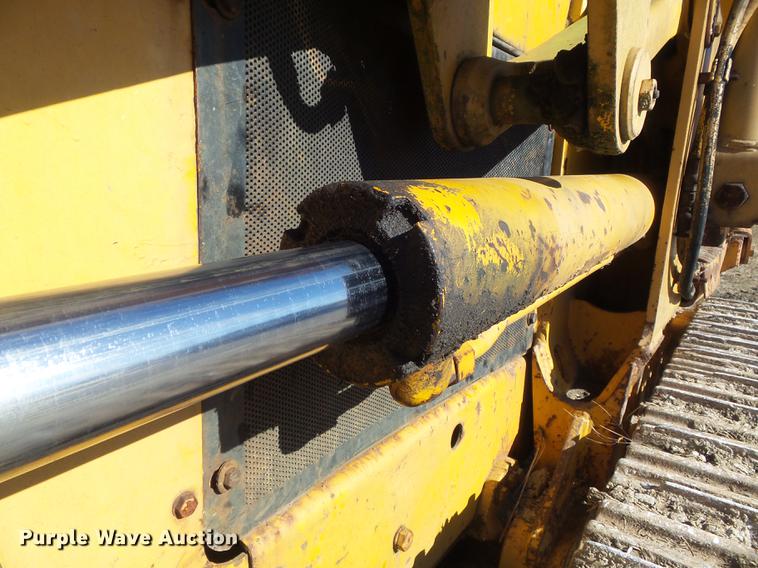 image for item DB6350 1987 John Deere 455E track loader