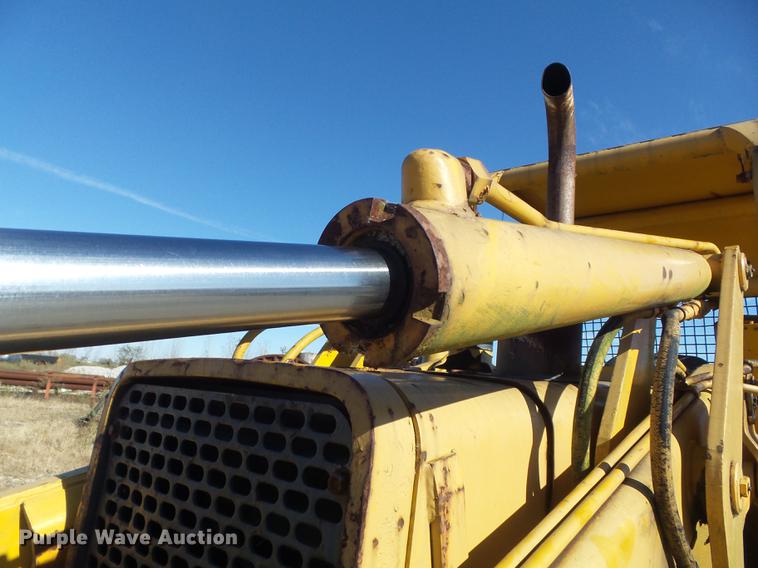 image for item DB6350 1987 John Deere 455E track loader