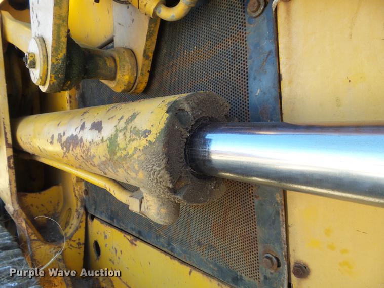 image for item DB6350 1987 John Deere 455E track loader